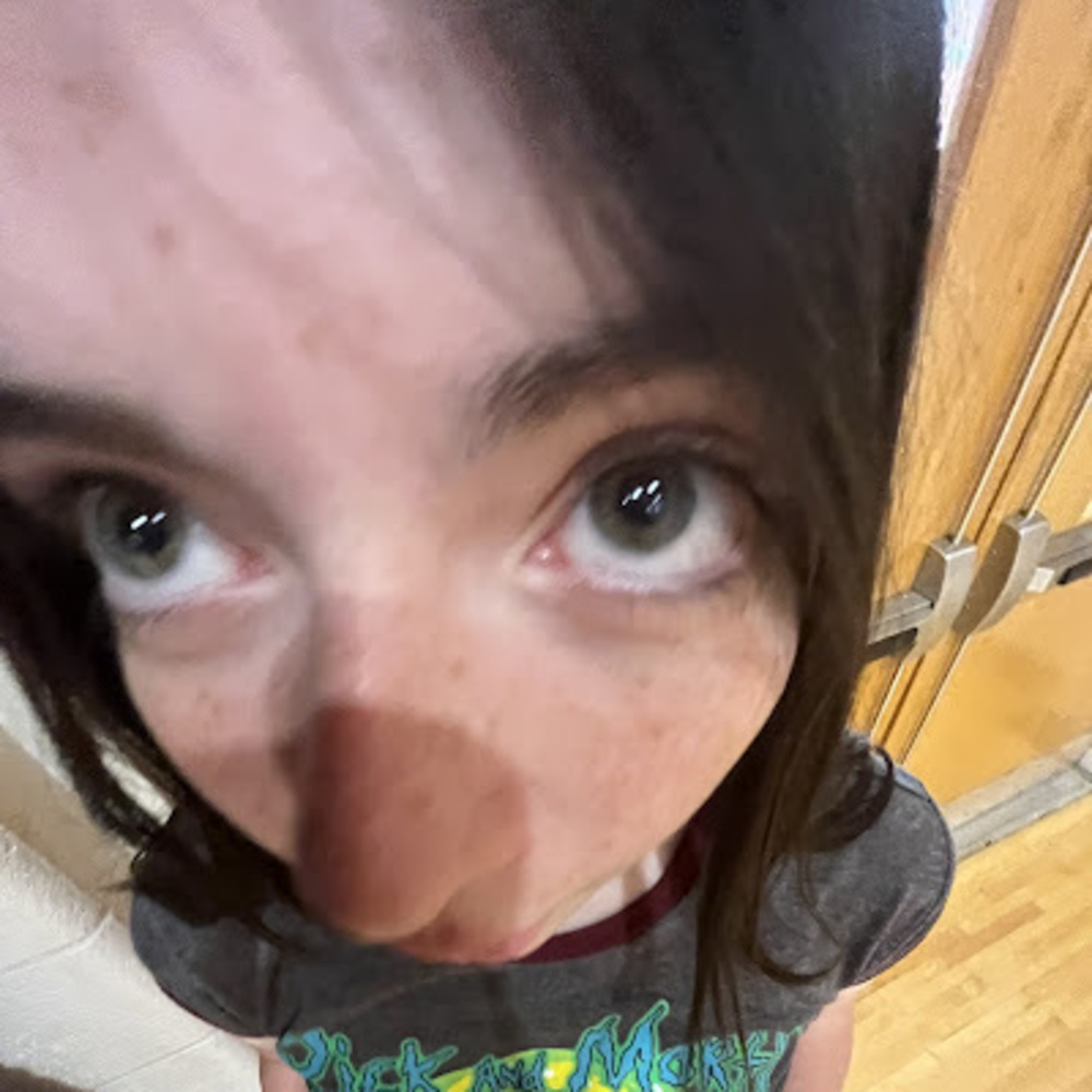 Meet your Posher, Emma